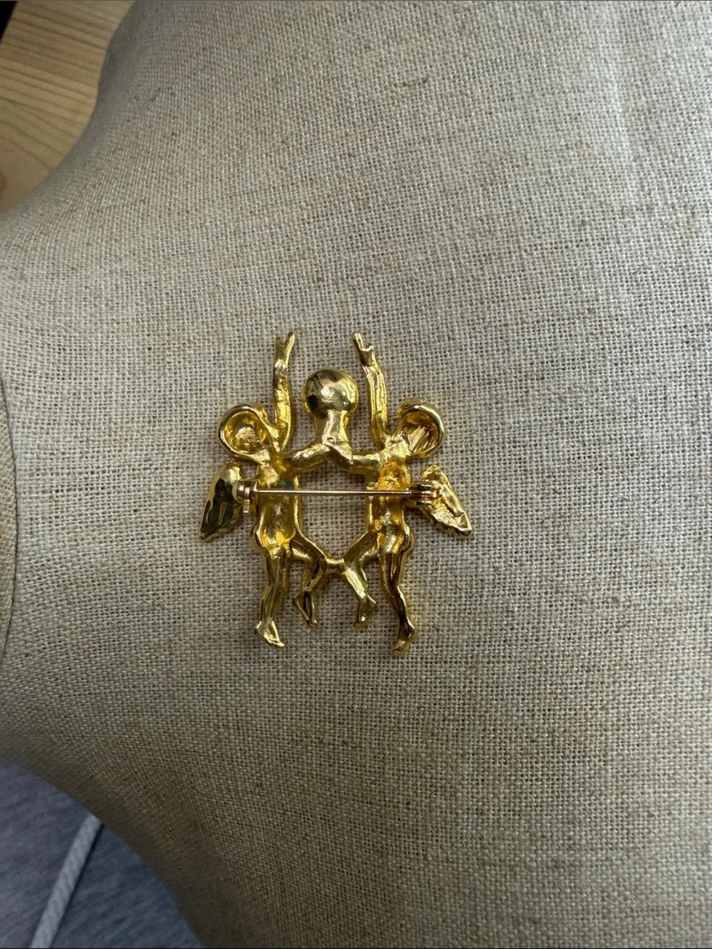 Fashion Jewelry Gold Cherub Brooch with Pearl Accent